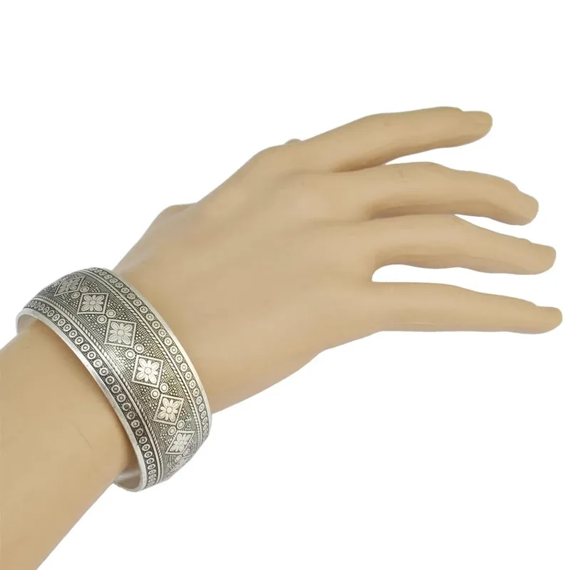 Vintage Tibet Silvery Cuff Bra - Women Fashion Pakistan review and price